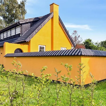 5 Star In Semesterbostad