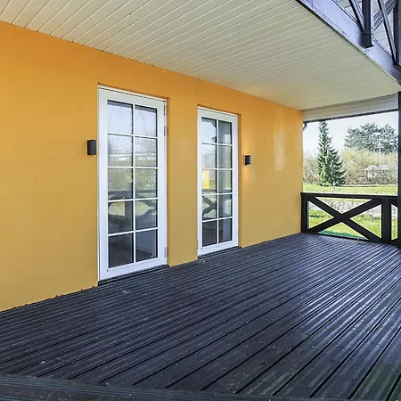 Semesterbostad 5 Star In *